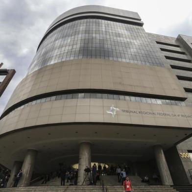  PORTO ALEGRE, RS, BRASIL, 24.01.2018. Fim do julgamento do ex-presidente Luiz Inácio Lula da Silva no TRF4.Foto: André Ávila/Agência RBSIndexador: Andre Avila