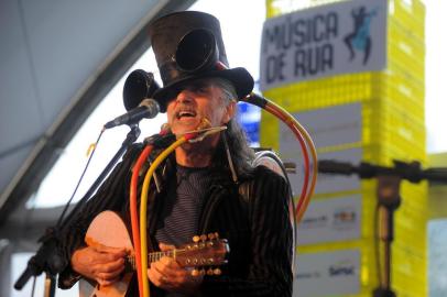  CAXIAS DO SUL, RS, BRASIL 25/03/2018Festival Brasileiro de Música de Rua montado no estacionamento da UCS em Caxias do Sul. (Felipe Nyland/Agência RBS)