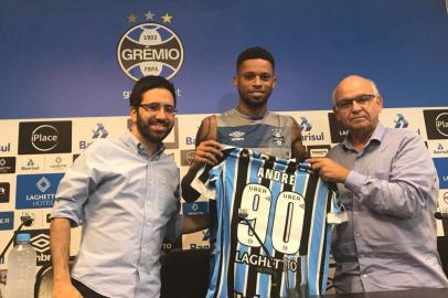 Apresentação do centroavante André no Grêmio