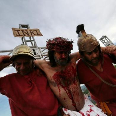  PORTO ALEGRE, RS, BRASIL - 30/03/2018 - 59ª Via Sacra no Morro da Cruz. (FOTO: CARLOS MACEDO/AGENCIA RBS)