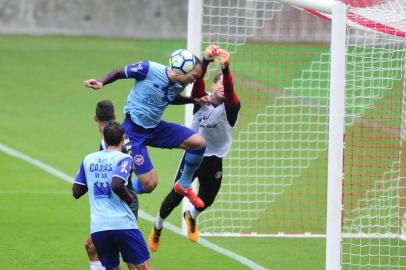  (PORTO ALEGRE, 31/03/2018): Inter faz jogo-treino contra o Caxias no Beira-Rio. FOTO: Robinson Estrásulas