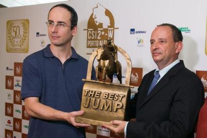  PORTO ALEGRE, RS, BRASIL, 03-04-2018. Marcos Vaandrade, João Mazzaferro e Cézar Prestes. Almoço de lançamento do The best Jump 2018, no restaurante Dado Bier. (FOTO ANDRÉA GRAIZ/AGÊNCIA RBS).Indexador: Andrea Graiz