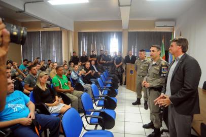  CAXIAS DO SUL, RS, BRASIL 05-04-2018O deputado Jair Bolsonaro (PSL) em visita ao 12º BPM em Caxias do Sul. (Felipe Nyland/Agência RBS)