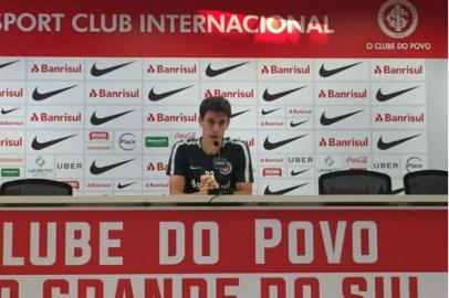 Rodrigo Dourado em entrevista coletiva no Inter