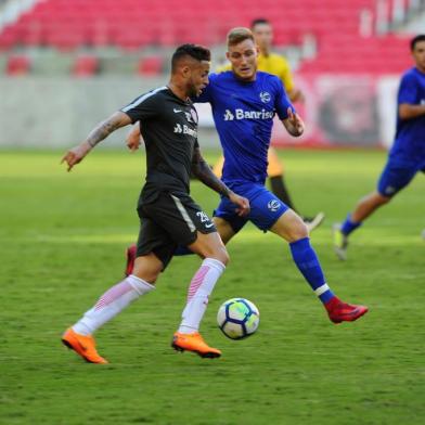  PORTO ALEGRE, RS, BRASIL, 05-04-2018. Inter faz jogo-treino contra o São José no Beira-Rio. (ROBINSON ESTRASULAS/AGÊNCIA RBS)