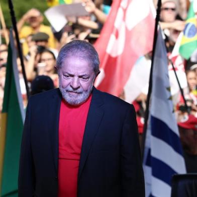  SANTANA DO LIVRAMENTO, RS, BRASIL, 19-03-2018. Ex-presidente Lula visita Santana do Livramento com protesto com policiais (FOTO: CARLOS MACEDO/AGÊNCIA RBS)