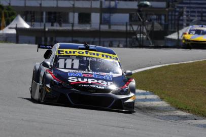  CURITIBA, PR, BRASIL - 07/04/2018 - Stock Car em Curitiba. Grid de largada. Carro 111 do piloto Rubens Barrichello. (Fernando Gomes/Agência RBS)