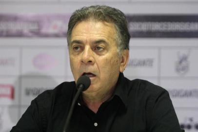 Apresentação do diretor executivo de futebol Paulo Pelaipe e do gerente de futebol Newton Drumond - 26-01-2018 - Sala dos Grandes Benemértos - São Januário - Foto: Paulo Fernandes/Vasco.com.br