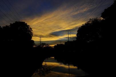  PORTO ALEGRE, RS, BRASIL, 10-04-2018. Tempo em Porto Alegre. (RONALDO BERNARDI/AGÊNCIA RBS)