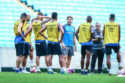 RS - FUTEBOL/TREINO GREMIO  - ESPORTES - Jogadores do Gremio realizam treino durante a tarde desta sexta-feira na Arena do Gremio, na preparacao para o Campeonato Gaucho 2018. FOTO: LUCAS UEBEL/GREMIO FBPA