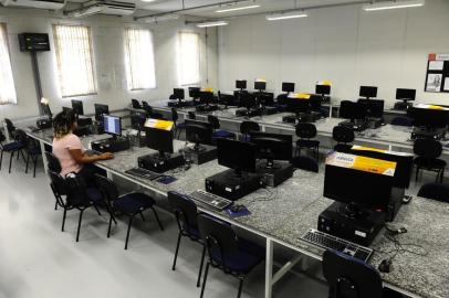  PORTOALEGRE,RS,BRASIL.2018-04-06.Faculdade Anhanguera, com crescimento de ensino a distância.Na foto.Sala de ead.(RONALDO BERNARDI/AGENCIA RBS).