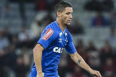 Atletico PR X CruzeiroCURITIBA / BRASIL - (12/07/2017) Thiago Neves, no jogo entre Atltico-PR e Cruzeiro, na Arena da Baixada, em Curitiba-PR, pela 13» rodada do Campeonato Brasileiro de 2017.© Local: CuritibaIndexador: Geraldo Bubniak/Light Press/Cruzeiro