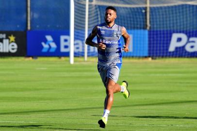  PORTO ALEGRE, RS, BRASIL, 11/04/2018--Treino do Grêmio que ocorreu na tarde desta quarta feira. André. (FOTOGRAFO: ROBINSON ESTRÁSULAS / AGENCIA RBS)