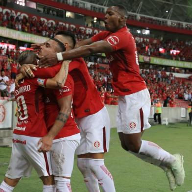  PORTO ALEGRE, RS, BRASIL, 11/04/2018-Inter x Vitória. Jogo válido pela copa do brasil e acontece no estádio Beira-Rio.  (FOTOGRAFO: ANDRÉ ÁVILA / AGENCIA RBS)