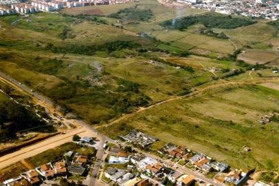  Área da Capital, onde foi  instalado o Shopping Iguatemi, em 1981. Encontro das Avenidas Dr.Nilo Peçanha com Av. João Wallig.