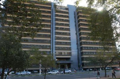 Fotos do pleno no tribunal de justiça de porto alegre.