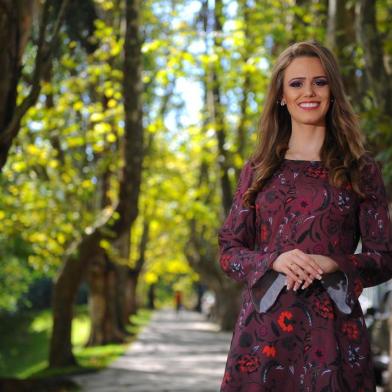  CAXIAS DO SUL, RS, BRASIL 12/04/2018Caroline Veadrigo Piccoli, candidata a festa da uva 2019.(felipe Nyland/agência RBS)