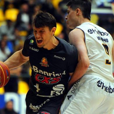  MOGI DAS CRUZES, RS, BRASIL 18/04/2018Mogi Basquete x Caxias Basquete. Segundo jogo das Quartas de Final do NBB 10 disputado no Complexo Esportivo Professor Hugo Ramos. (Felipe Nyland/Agência RBS)