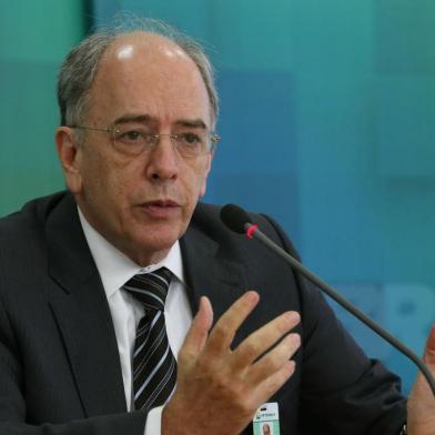  Brasília - Presidente da Petrobras, Pedro Parente, durante coletiva de imprensa no Palácio do Planalto após encontro com o presidente interino Michel Temer (José Cruz/Agência Brasil)