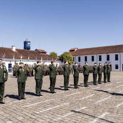 O Dia do Exército, comemorado nesta quinta-feira, 19 de abril, teve homenagens no 3º Grupo de Artilharia Antiaérea (3ª GAAAe) em Caxias do Sul.