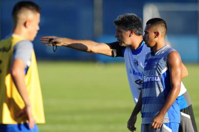  PORTO ALEGRE, RS, BRASIL, 19/04/2018 - Treino do Grêmio que ocorreu na tarde desta quinta feira. (FOTOGRAFO: LAURO ALVES / AGENCIA RBS)