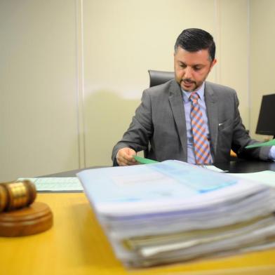  CAXIAS DO SUL, RS, BRASIL 24/04/2018Renato Barros Fagundes, Juíz do trabalho da 5ª vara de Caxias do sul, fala sobre a diminuição das ações trabalhistas. (Felipe Nyland/Agência RBS)