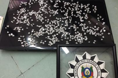 Polícia apreende 600 pedras de crack em Bento Gonçalves