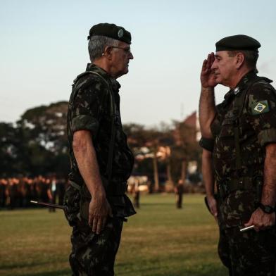  PORTO ALEGRE, RS, BRASIL, 26/04/2018: Posse do novo comandante militar do sul. (FOTOGRAFO: CARLOS MACEDO / AGENCIA RBS)Indexador: Carlos Macedo