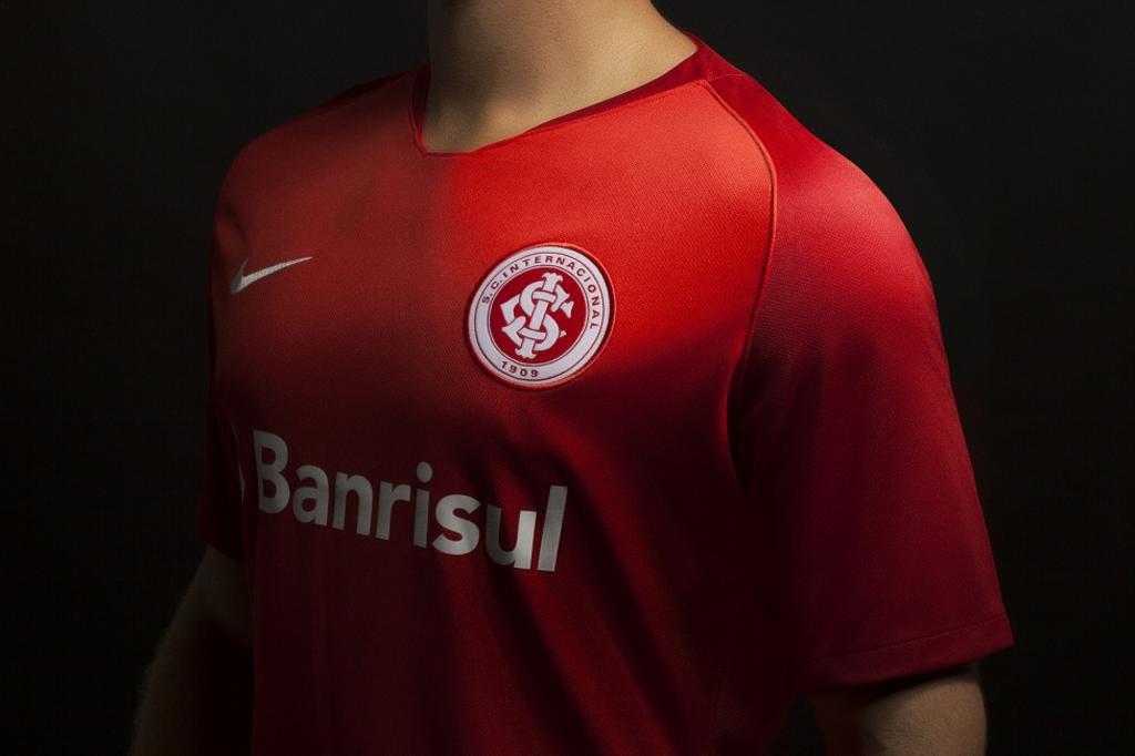 camisa internacional 2018 cinza