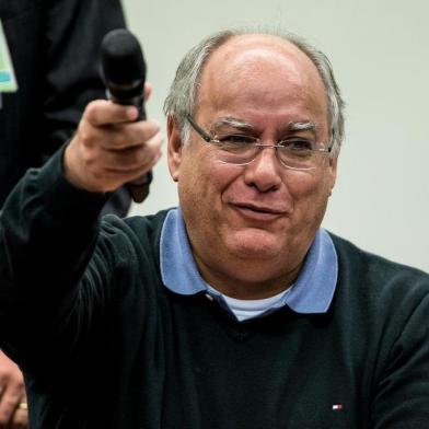  Ex-diretor de serviços, Renato Duque depõe na CPI da Petrobras da Câmara dos Deputados em Brasília, Comissão Parlamentar de Inquérito (CPI) que investiga irregularidades na estatal. (Foto: Foto: Marcelo Camargo / Agência Brasil)