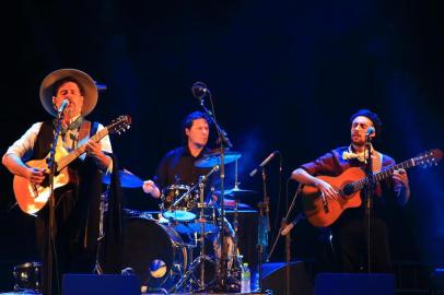  SANTA ROSA, RS, BRASIL, 30-04-2018. 27ª edição do Festival Musicanto de Nativismo. Show de Érlon Péricles (TADEU VILANI/AGÊNCIA RBS)