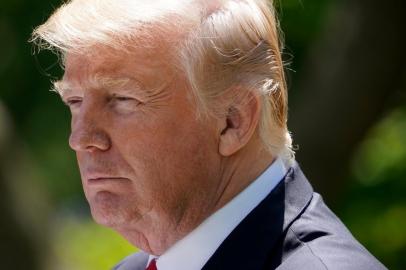 US President Donald Trump and Nigerian President Muhammadu Buhari hold a joint press conferenceUS President Donald Trump speaks during a joint press conference with Nigerias President Muhammadu Buhari in the Rose Garden of the White House on April 30, 2018 in Washington, DC. / AFP PHOTO / Mandel NGANEditoria: POLLocal: WashingtonIndexador: MANDEL NGANSecao: diplomacyFonte: AFPFotógrafo: STF