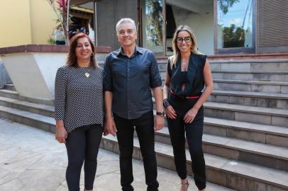 NA FOTO: Vera Capaverde, Valdecir Santos e Karina Capaverde