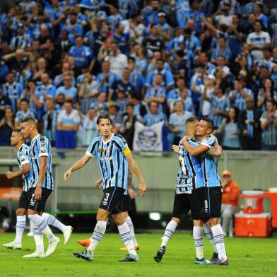  PORTO ALEGRE, RS, BRASIL, 01.05.2018. Grêmio enfrenta o Cerro Porteño, na Arena, em partida válida pela fase de grupos da Copa Libertadores 2018. Na foto, comemoração do quinto gol, marcado por Cícero.Foto: André Ávila/Agência RBS