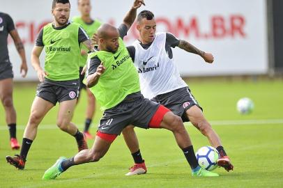  PORTO ALEGRE, RS, BRASIL, 02-05-2018. Inter treina no CT Parque Gigante. Na foto: Rodrigo Moledo (FERNANDO GOMES/AGÊNCIA RBS)