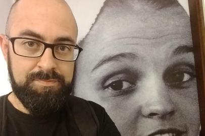 Crítico de cinema Marcelo Muller ministra curso na área, em Caxias