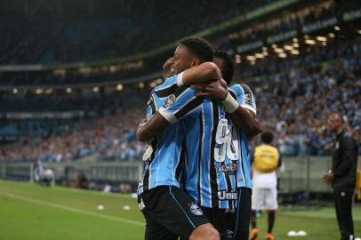  PORTO ALEGRE, RS, BRASIL, 06-05-2018. Em casa, Grêmio recebe o Santos na Arena.Partida é válida pela quarta rodada do Brasileirão.  (JEFFERSON BOTEGA/AGÊNCIA RBS)Indexador: Jefferson Botega