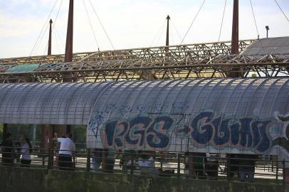  PORTO ALEGRE, RS, BRASIL, 25/04/2018: Terminal Triângulo, na Zona Norte de Porto Alegre, segue esquecido pela administração municipaL.