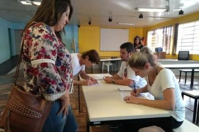 Eleições para o Conselho Municipal da Saúde registram intensa movimentação em Caxias. Na foto: Mais de mil votantes compareceram à votação no dia 5 de maio, no bairro Fátima.