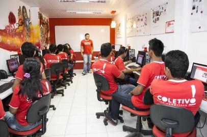 coletivo jovem coca-cola