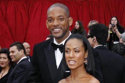 Will Smith, Jada Pinkett Smith, Jaden SmithWill Smith, nominated for an Oscar for best actor in a leading role for his work in The Pursuit of Happyness, arrives with his wife Jada Pinkett Smith, and son Jaden for the 79th Academy Awards Sunday, Feb. 25, 2007, in Los Angeles. (AP Photo/Kevork Djansezian) Fonte: AP Fotógrafo: Kevork Djansezian