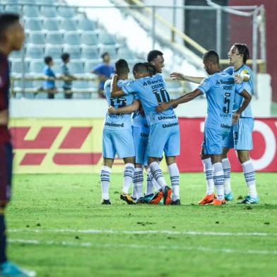 Gremio x MonagasRS - FUTEBOL/CONMEBOL LIBERTADORES 2018 /GREMIO X MONAGAS - ESPORTES - Lance da partida entre Gremio e Monagas disputada na noite desta terca-feira, no Estadio Monumental de Maturin, na Venezuela, valida pela Conmebol Libertadores 2018. FOTO: LUCAS UEBEL/GREMIO FBPAEditoria: SPOIndexador: Lucas UebelSecao: futebolFonte: Gremio.netFotógrafo: Gremio x Monagas