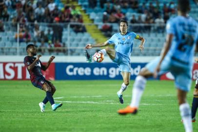 pedro geromel, grêmio, futebol, libertadores