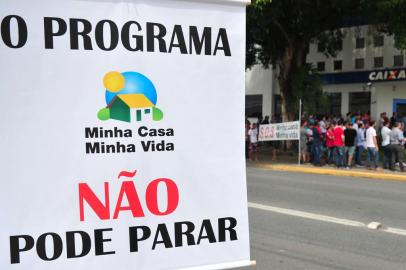  JOINVILLE,SC,BRASIL,19-10-2017.Construtores fazem manifestação em defesa ao programa Minha Casa, Minha Vida em Joinville.(Foto:Salmo Duarte/A Notícia)