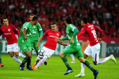  PORTO ALEGRE, RS, BRASIL, 21/05/2018 - Inter recebe a Chapecoense. Jogo é válido pela sexta rodada do Brasileirão.(FOTOGRAFO: ANDRÉ ÁVILA / AGENCIA RBS)