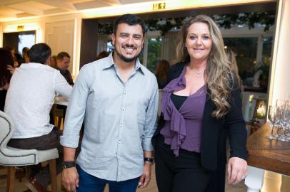  PORTO ALEGRE, RS, BRASIL, 16-11-2017. Paulo Pedroso e Flavia Sffair . A Mostra EliteDesign  premia os melhores ambientes em 12 categorias .(FOTO ANDRÉA GRAIZ/AGÊNCIA RBS)Indexador: Andrea Graiz