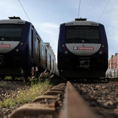  PORTO ALEGRE, RS, BRASIL - Novos trens da trensurb estão parados por problemas de desgaste nas peças. Matéria GDI.Indexador: Jefferson Botega