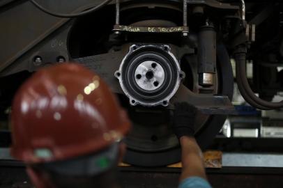  PORTO ALEGRE, RS, BRASIL - Novos trens da trensurb estão parados por problemas de desgaste nas peças. Matéria GDI.Indexador: Jefferson Botega