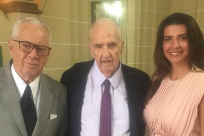 Luiz Coronel, Carlos Nejar e Simone Pontes na homenagem a Carlos Nejar na Academia Brasileira de Letras.