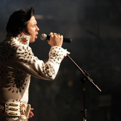 Fabiano Feltrin em Elvis Presley, no show Elvis Celebration In Concert